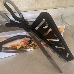 SagaForm Pizza Scissors